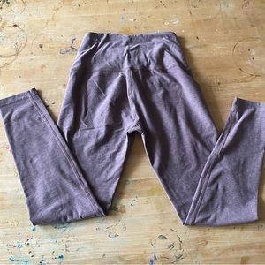 Beyond Yoga Leggings purple